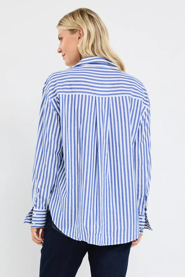 Discover the You Got This Shirt from Stories Be Told – an oversized cotton poplin shirt designed for effortless style, comfort, and versatile everyday wear.