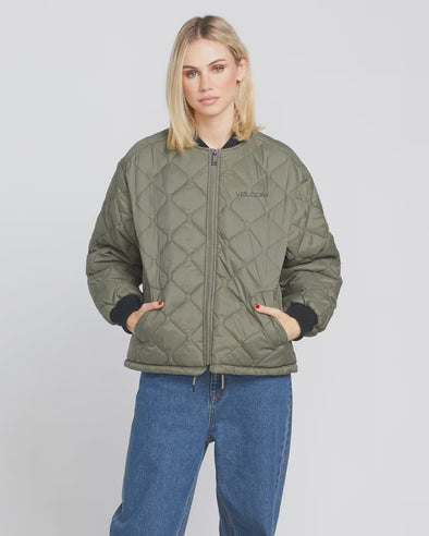 Volcom's Milie Jacket: Stay cozy in style with this oversized, insulated jacket. The polyester down keeps you warm while the Teflon EcoElite treatment repels water. The furry lining, quilted construction, and zip-up front make it perfect for outdoor hangouts.