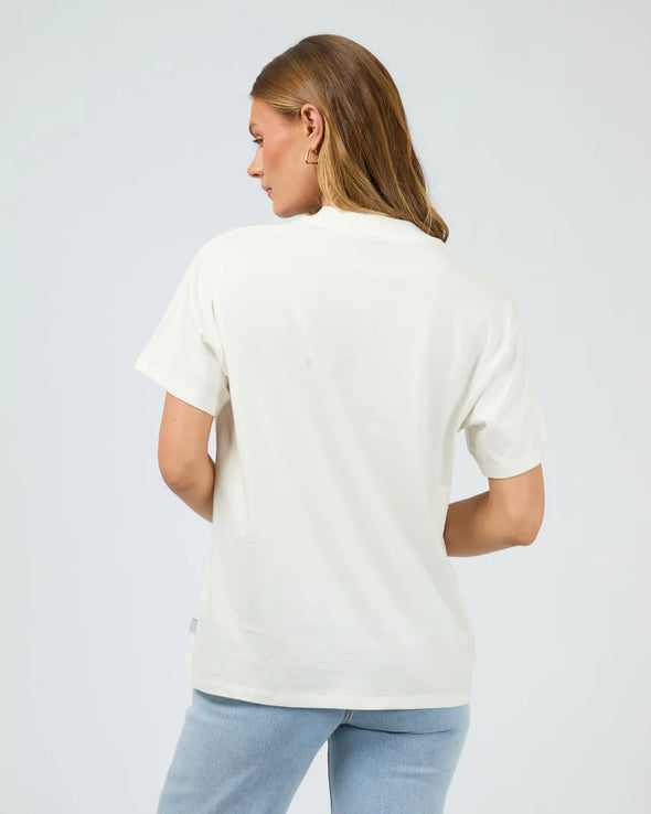 Get ready for some wanderlust with the Wanderlust Oversized Tee. Its distressed print adds a vintage touch and pairs perfectly with your favorite denim for a relaxed, effortless look. In a vintage white giving the print that worn edge. This soft tee is sure to be your go-to for laid-back days.

Oversized fit
Front print
Distressed graphics