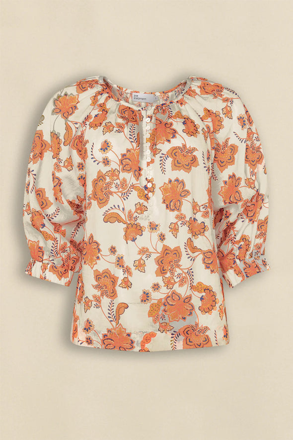 Subtle gathers and a soft neckline craft a carefree silhouette that feels just right no matter the season. This dress offers easy elegance, making it your go-to for playful days or relaxed nights. Perfectly light and effortlessly stylish, it’s ready to keep up with wherever your adventures take you.