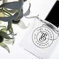 Contains notes of Mango, Orange, Violet, Frangipani, Mango Blossom, Ylang-Ylang, Black Currant, Musk, Red Wine and Civet.